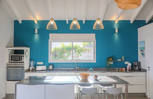 Malendure Villa | Magnificent villa with sea view and salt pool