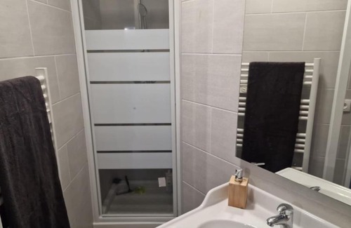 Conflans-Sainte-Honorine Apartment | Magnifique Studio à 30 min de La Défense