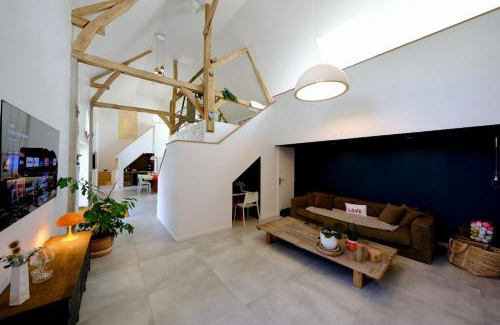 Roncherolles-sur-le-Vivier Apartment | Magnifique maison d'architecte pour 8 pers avec piscine privée