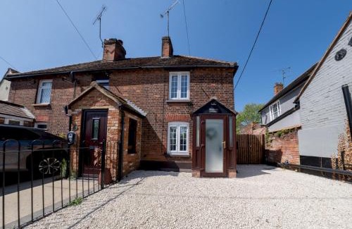 Great Leighs House | Magnolia Cottage your cosy Getaway Pass the Keys