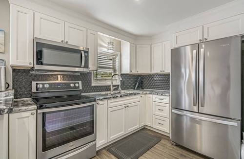 Myrtle Beach House | Magnolia Lake. Ocean Lakes, pet friendly, Golf cart included. 2 blocks to beach.