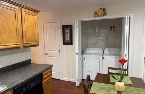 Cleveland House | Magnolia Place, townhouse, 2 bedroom, 1.5 bathroom, screened porch, entire house