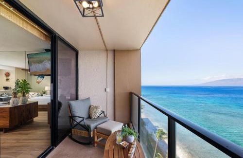 Honokowai Apartment | Mahana 1202 · MA 1202 OceanFront Penthouse Studio in Kaanapali