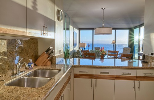 Honokowai Condo | Mahana 717~Discounts for Last Minute Bookings or Week-Long Stays!