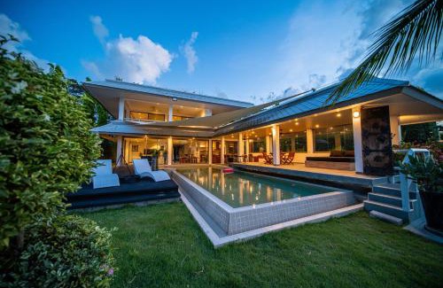 Mai Khao Villa | Mai Khao Beach Luxury 7-bedroom villa 0 meters from the sea double infinity pool maid, outdoor wedding sea fishing