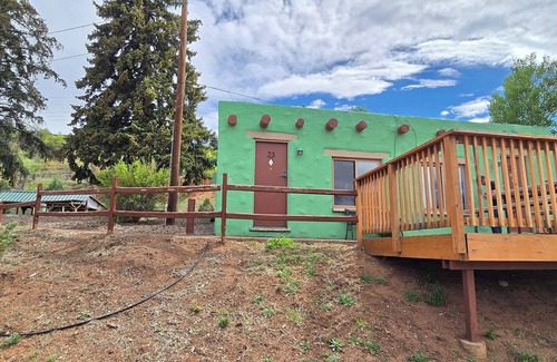 Manitou Springs House | Main House: 3BR Retreat + Kitchen