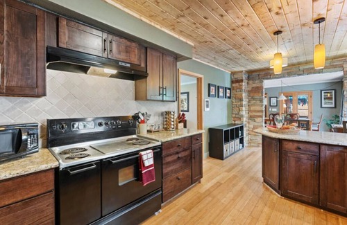 Klickitat House | Main House - Klickitat River Inn