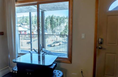 Historic District House | Main St 2BR Next to Ski Access