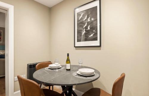 Clifden Apartment | Main Street Hideaway