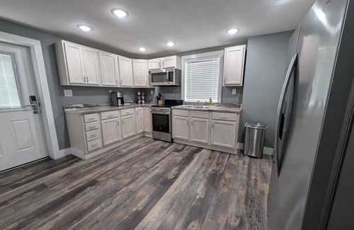 Jonesboro House | Main Street Hideway Downtown