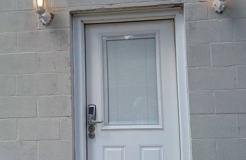 Jonesboro House | Main Street Hideway Downtown