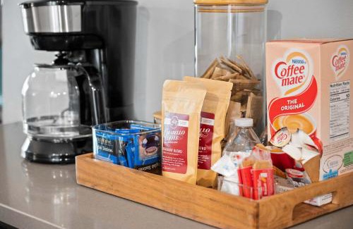 Covington Apartment | Main Street Oasis - with Parking