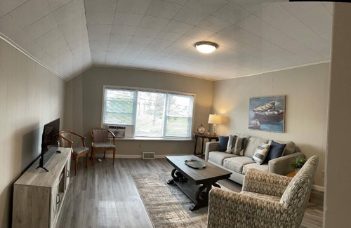 Vienna Apartment | Main Street Retreat