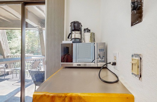West End Apartment | Main Street room - hot tub & pool - walk to lifts, dog-friendly, balcony