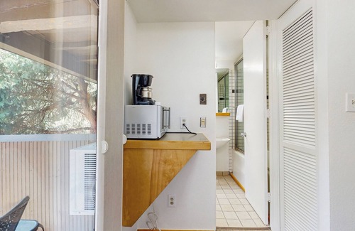West End Apartment | Main Street room - hot tub & pool - walk to lifts, dog-friendly, balcony