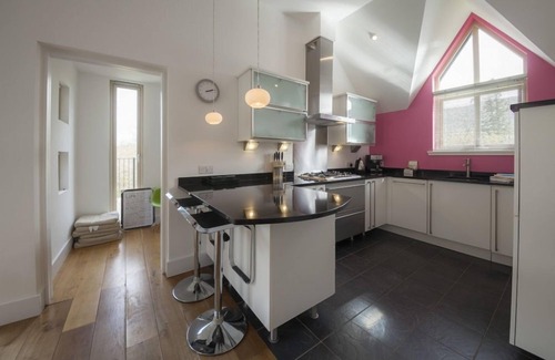 Kenmore House | Mains of Taymouth, Kenmore ~ 4* The White House - sleeps 6 guests in 3 bedrooms