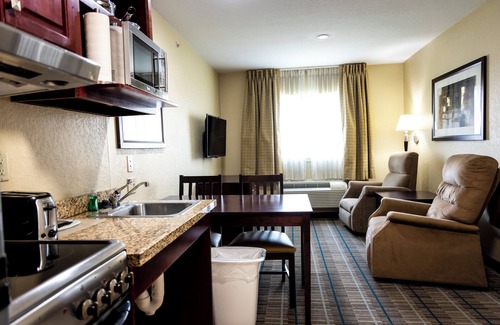 Oakdale Hotel | MainStay Suites Coralville - Iowa City