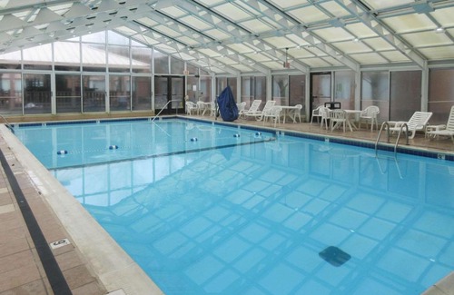 O'Hara Township Hotel | MainStay Suites