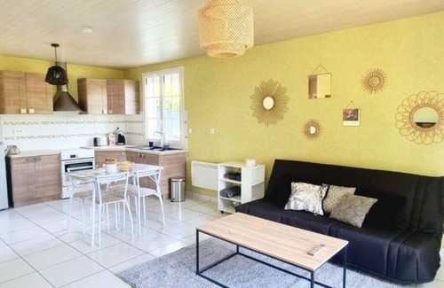 Saint-Sulpice-le-Gueretois House | Maisonnette Agréable Pour 4 Pers, au Calme