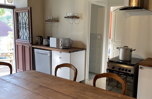 Turenne House | Maison à la Ferme Avec Piscine et Jaccuzi