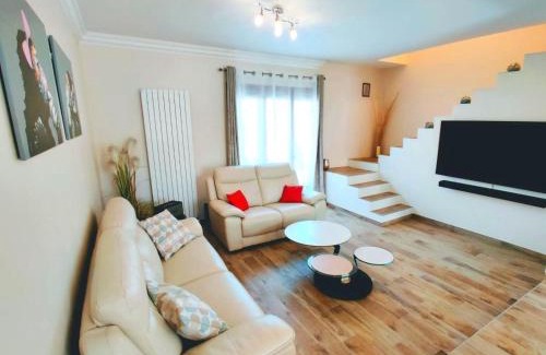 Gagny Apartment | Maison 190m2 - Entre Paris et Disneyland