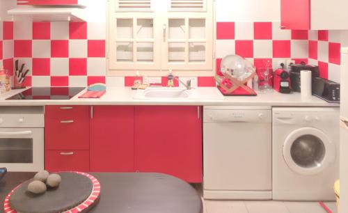 Anse-Bertrand House | Maison accueillante à Anse-Bertrand avec jardin privé 70 m²