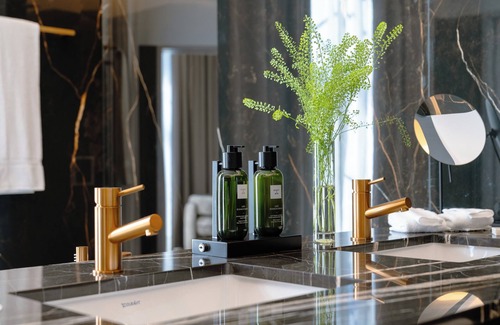 Moure Hotel | Maison Albar - Amoure