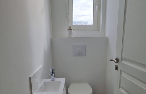 Mayac House | Maison Ancienne Entièrement Rénovée Située Dans un Joli Petit Village