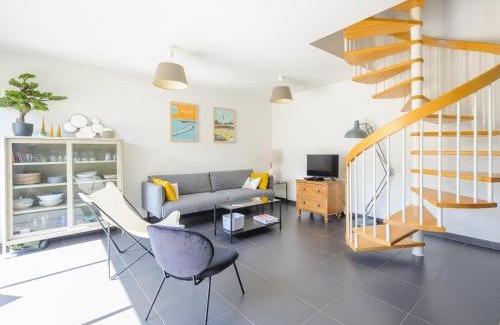 Angoulins House | Maison Angoulins: 6 Pers, Mer à 150m, WIFI, Terrasse, Équipée Bébé - FR-1-535-45