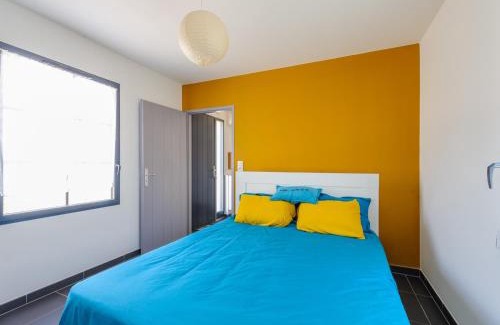 Angoulins House | Maison Angoulins: 6 Pers, Mer à 150m, WIFI, Terrasse, Équipée Bébé - FR-1-535-45