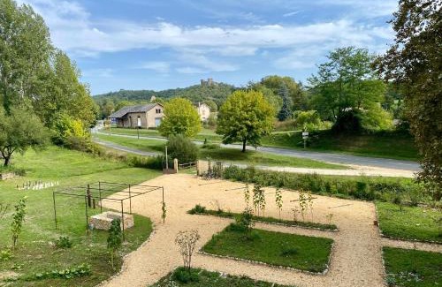 Sauveterre-la-Lemance Bed & Breakfast | Maison as Cambous