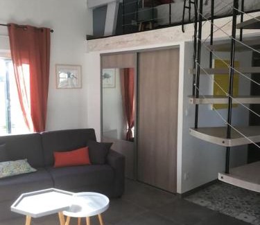 Ardon House | Maison au cœur des étangs de Sologne avec SPA , Domaine de Sainte-Marie