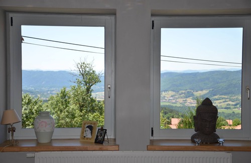 Saint-Pierre-du-Champ House | Maison au Calme à 850m Daltitude