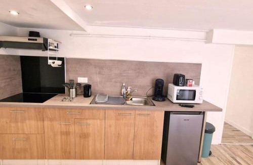 Aurillac House | Maison Aurillac - 2 chambres - parking gratuit