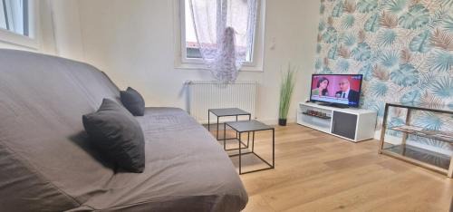 Aurillac Apartment | Maison avec extérieur et arrivée autonome - Aurillac