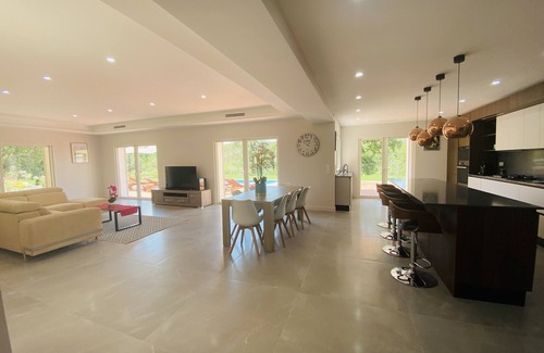 Les Maillans House | Maison Avec Piscine au Calme à Roquefort les Pins