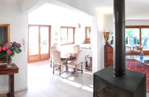 Reignier-Esery House | Maison avec jardin clôturé à Reignier-Esery