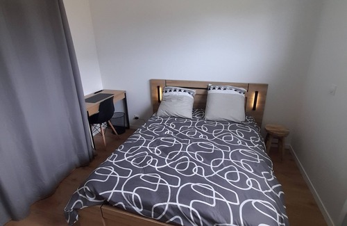 Plouenan House | Maison Bois de Plain Pied à 5 Minutes de la mer ,idéal Pour les Familles