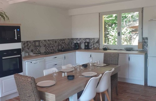 Maisod House | Maison Bord du lac de Vouglans Maisod Jura