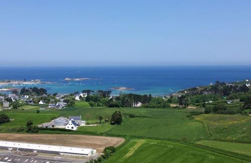 Plouguerneau House | Maison bretonne rénovée proche bourg et plages
