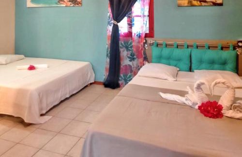 Sainte-Rose House | Maison charmante à Plessis Nogent avec piscine partagée