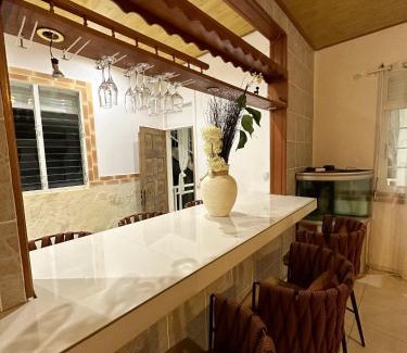 Sainte-Rose House | Maison charmante a Sainte Rose avec piscine privee