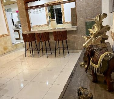 Sainte-Rose House | Maison charmante a Sainte Rose avec piscine privee