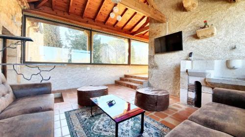 Puy-l'Eveque House | Maison charmante au cœur de Puy-l'Évêque avec piscine partagée