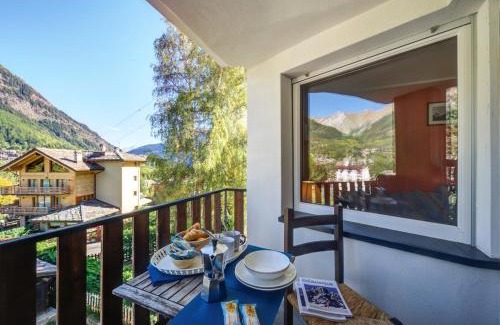 Dolonne Apartment | Maison Chetif