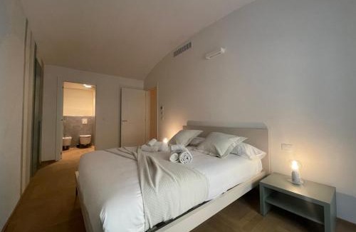 Historic Centre Apartment | Maison Chic!