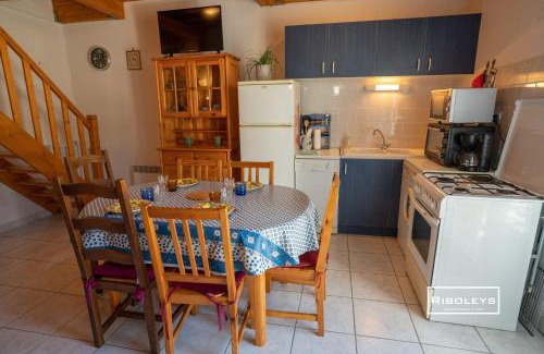 Vias House | Maison climatisée à 600m de la plage