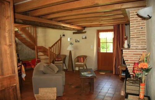 Mardie House | Maison confortable avec jardin à Mardié + Terrasse