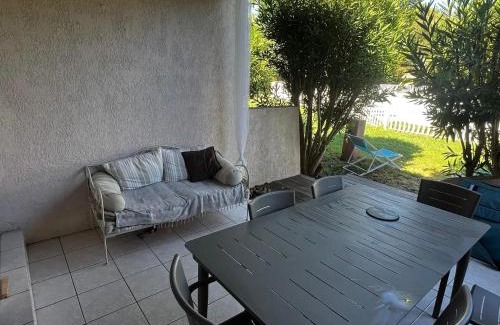 Lecci House | Maison conviviale à Lecci avec piscine partagée 70 m² 8 personnes