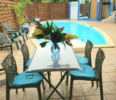 Point d'Or House | Maison cosy Les Abymes avec piscine